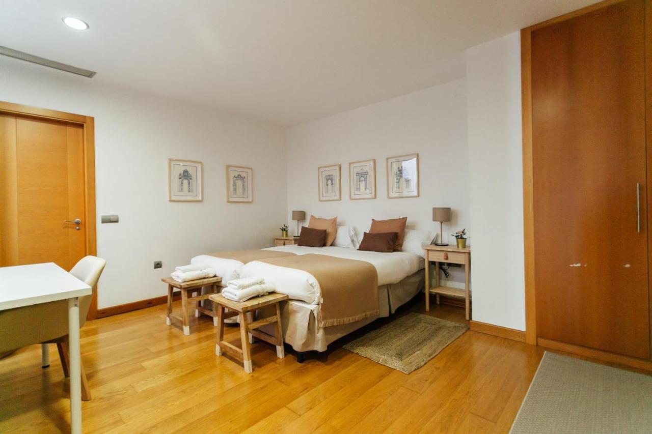 Alohamundi San Martin Apartment Севиля Екстериор снимка