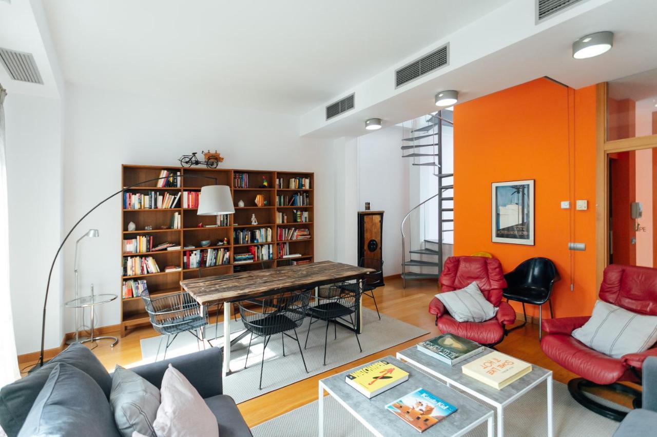 Alohamundi San Martin Apartment Севиля Екстериор снимка